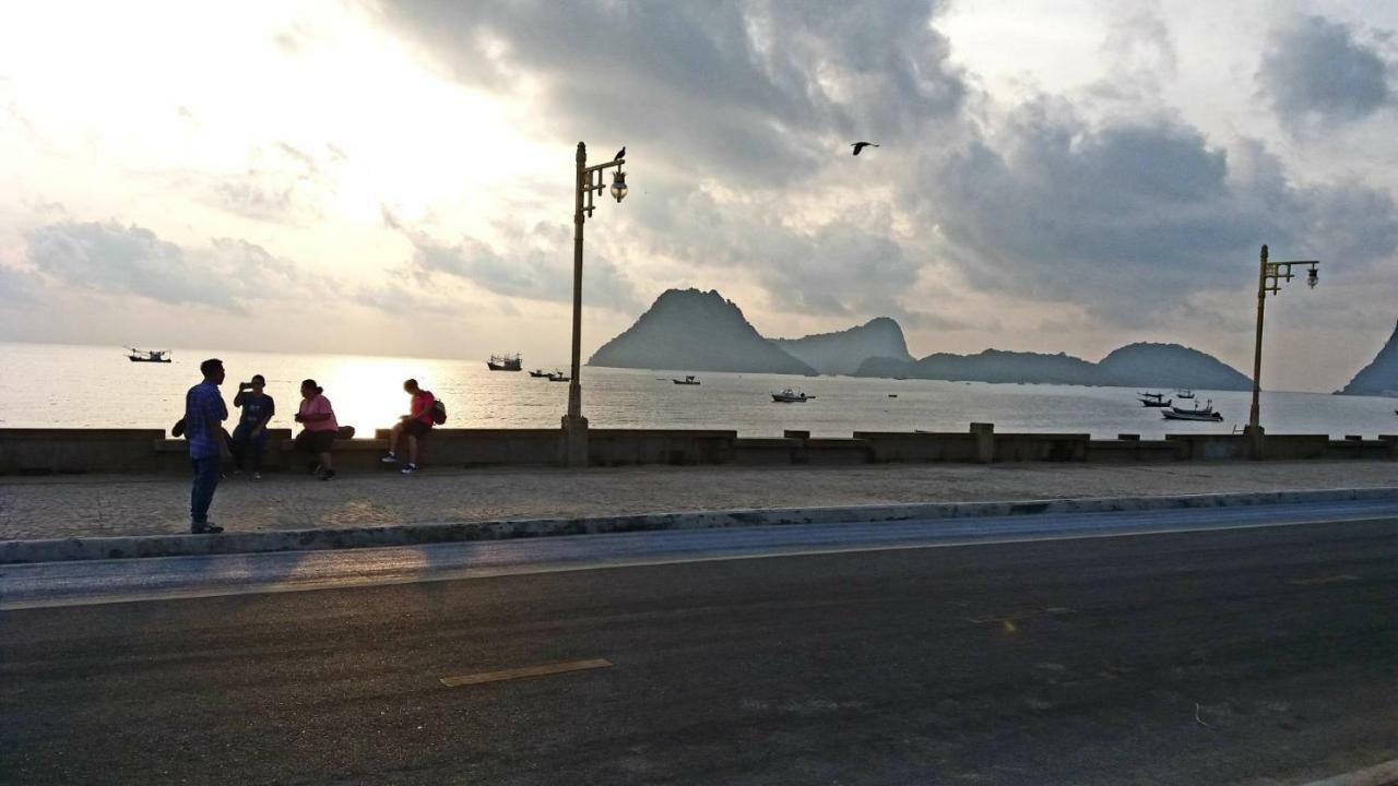 Zea Zide Hotel Prachuap Khiri Khan Buitenkant foto